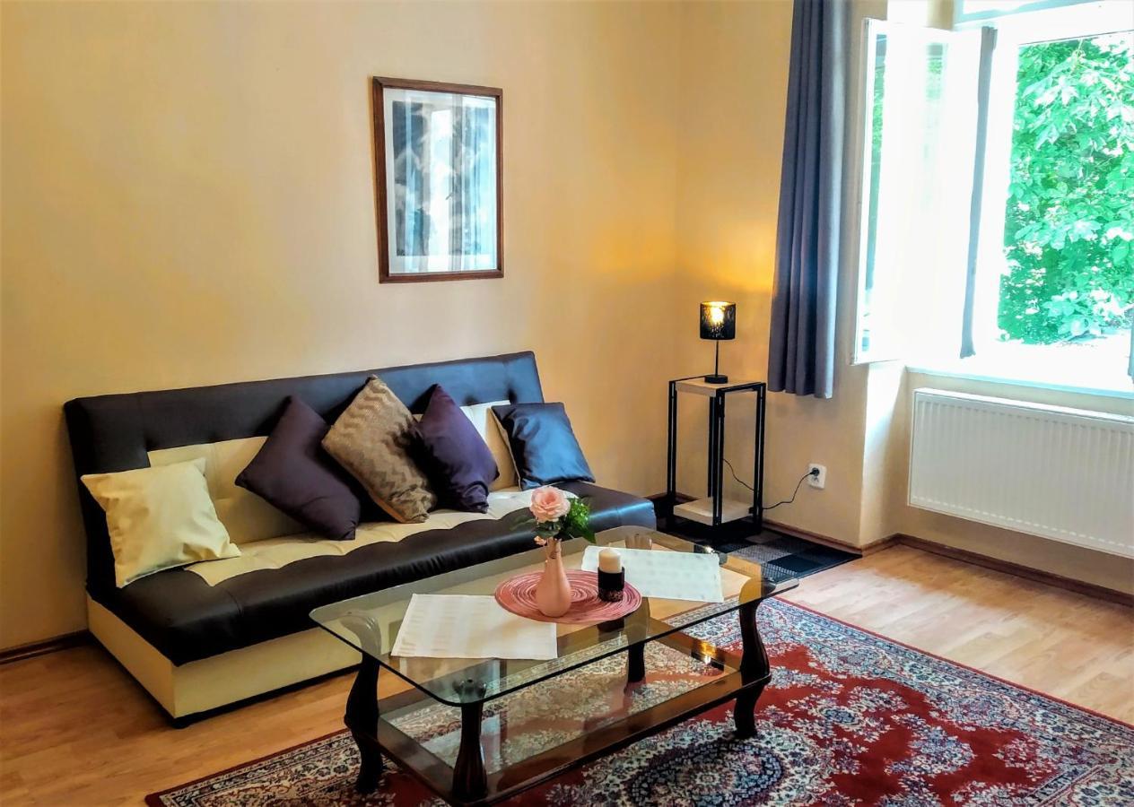 Apartment Sense Of Zizkov براغ المظهر الخارجي الصورة
